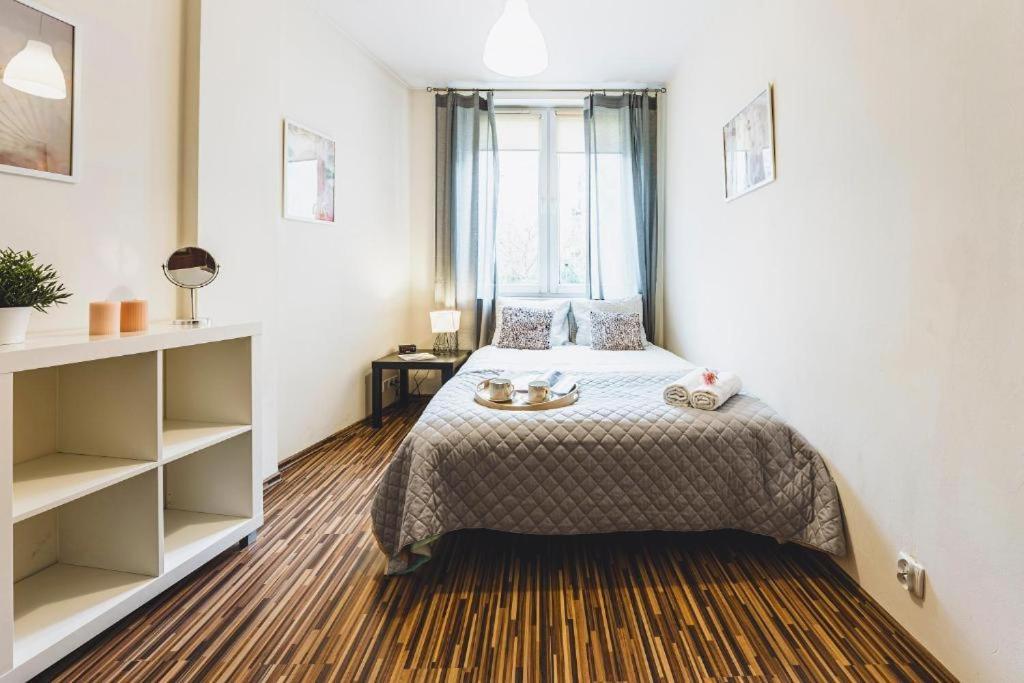 Apartament Niecala Queens Superior Lublin Luaran gambar